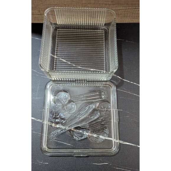 Federal Glass Clear Ribbed Refrigerator Dish W/ Veggie Lid Art - Vintage Charm - Picture 7 of 11